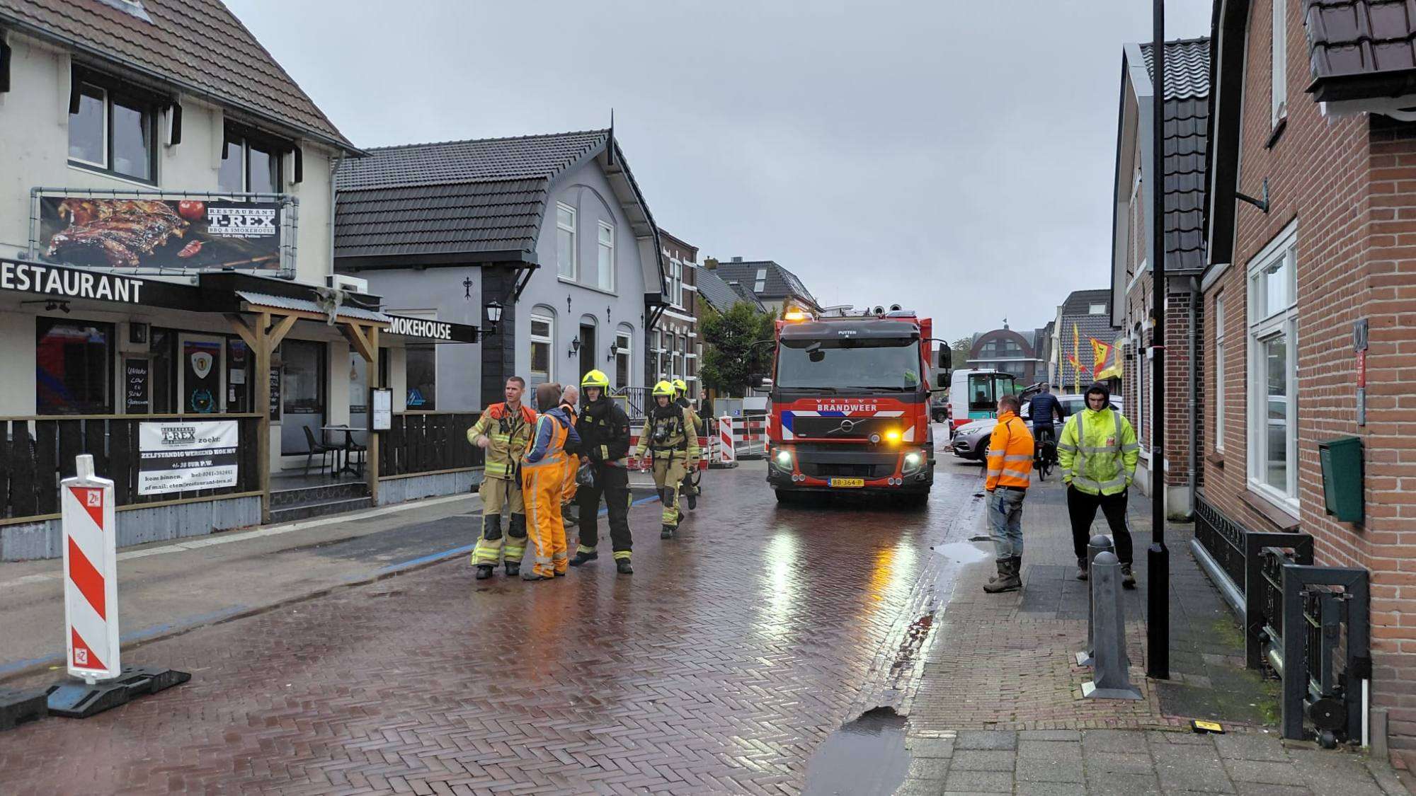 Dorpsstraat afgesloten na gaslek tijdens werkzaamheden