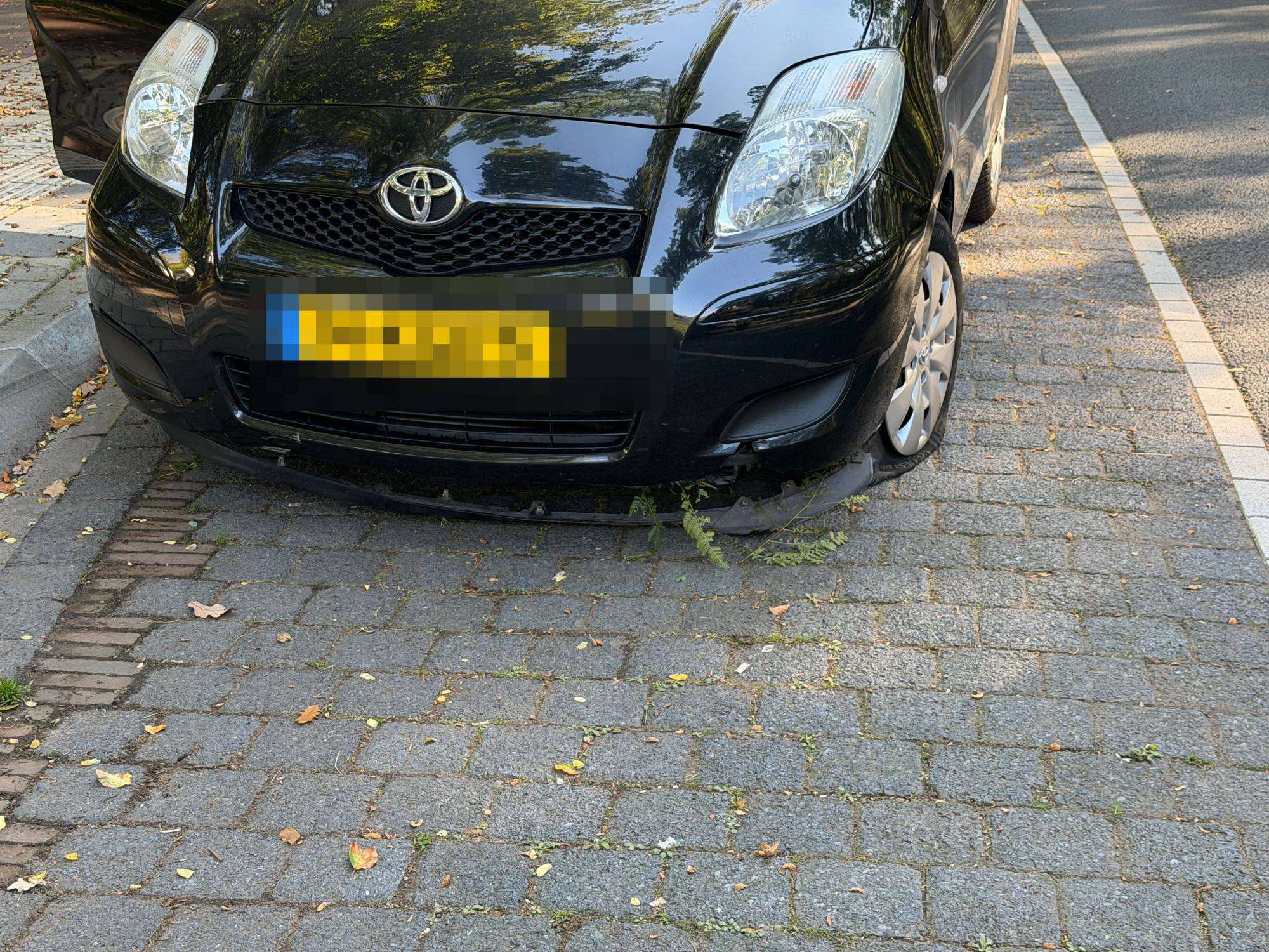Omstanders vinden vermoedelijk vermiste man in beschadigde auto