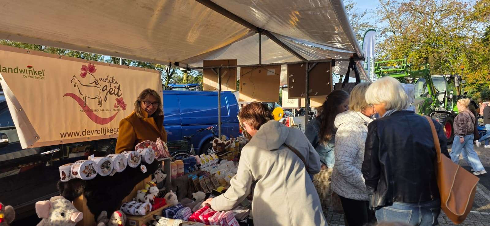 Van lekke band tot uitverkochte mopkoeken: Ossenmarkt brengt Putten weer samen
