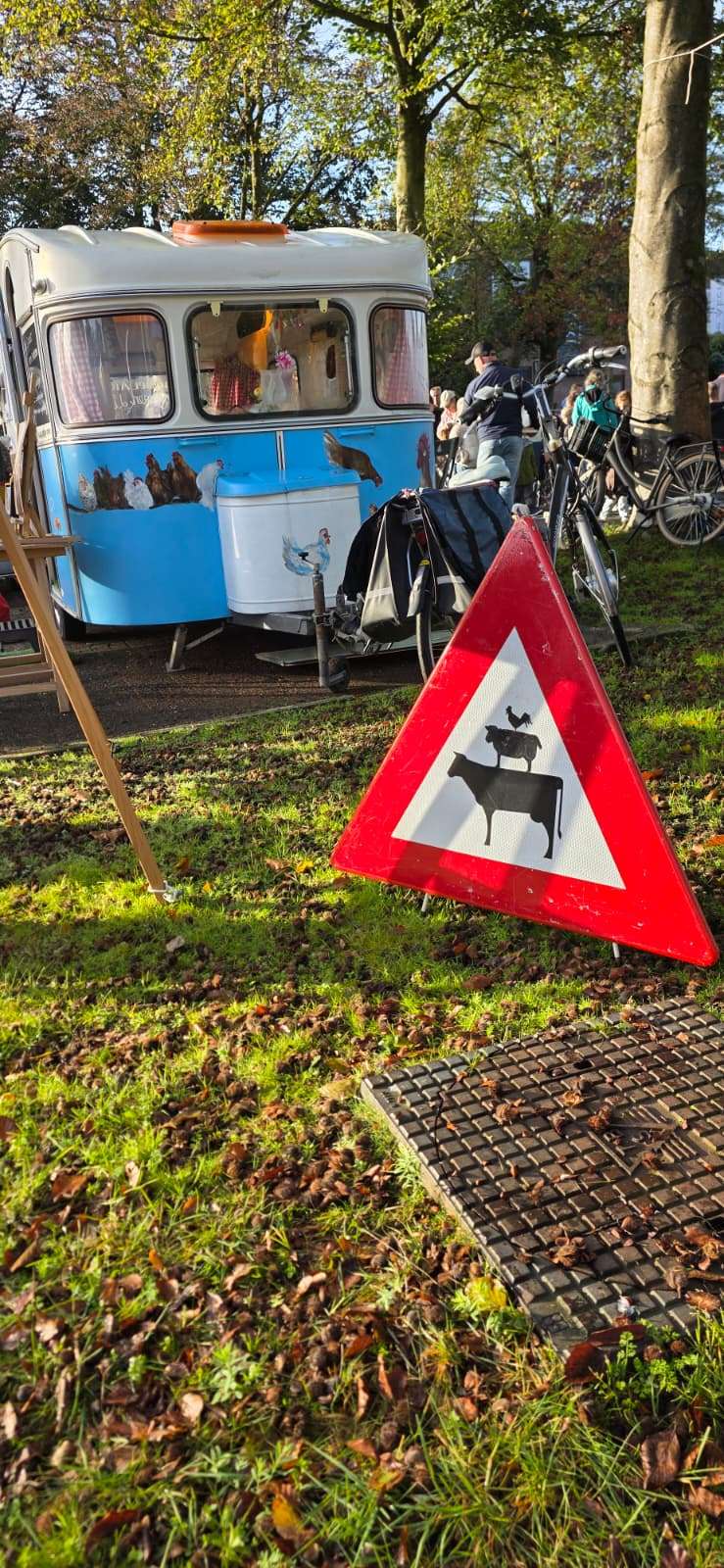 Van lekke band tot uitverkochte mopkoeken: Ossenmarkt brengt Putten weer samen