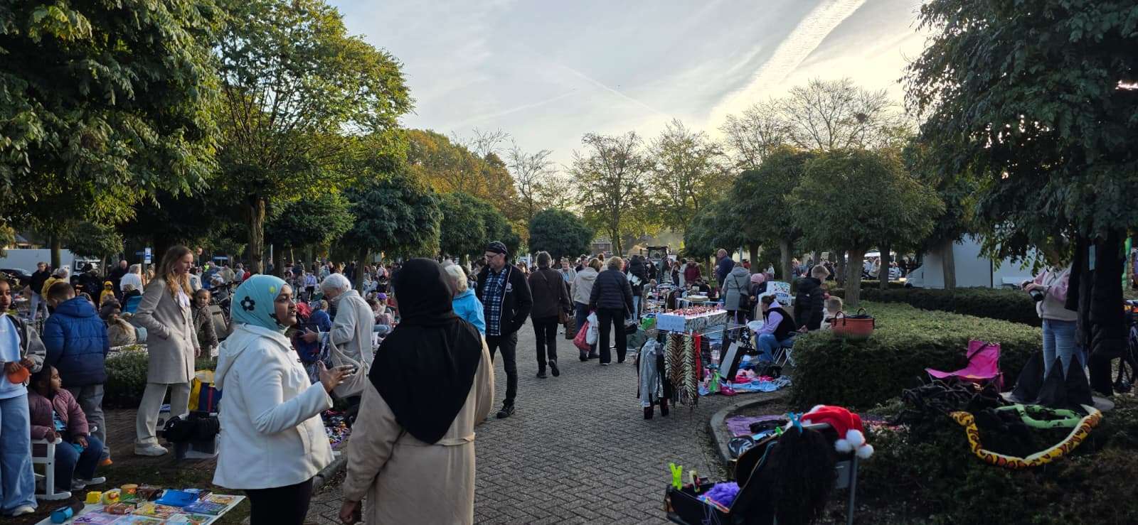 Van lekke band tot uitverkochte mopkoeken: Ossenmarkt brengt Putten weer samen
